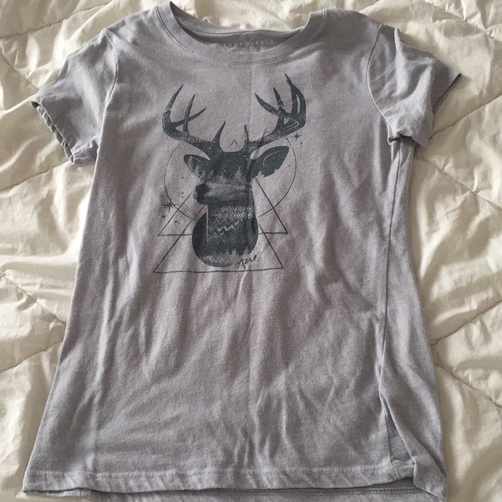 Gray t shirt